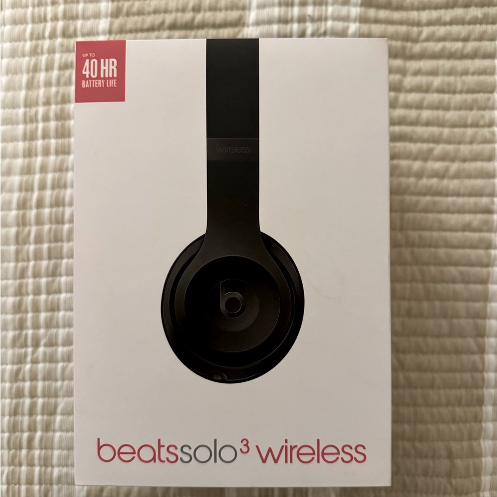 Beats Solo 3 Headphones - Black with Original Packaging